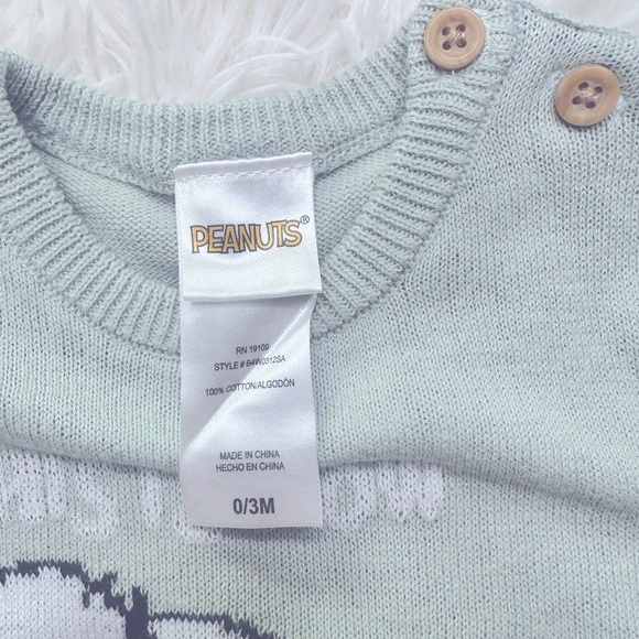 Peanuts Snoopy Baby Girls  Pull Over Sweater - Picture 5 of 5